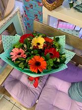 Букет цветов из:  Герберы, Хризантемы и Альстромерии #REPLACE_PRED# Бологом