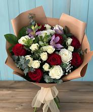 Букет цветов из:  Розы и Альстромерии в Бологом