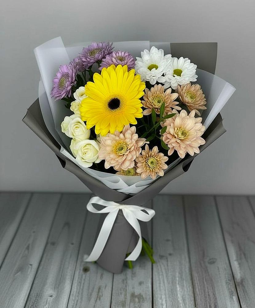 Букет цветов из: Розы, Герберы и Хризантемы в Бологом