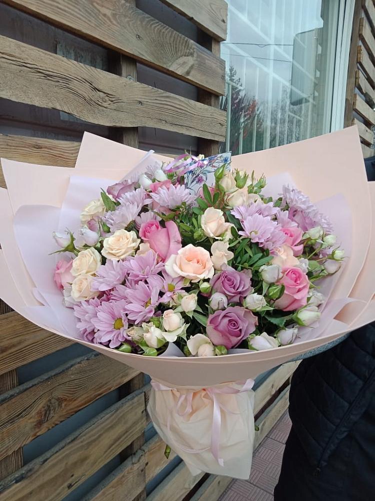 Букет цветов из: Розы и Хризантемы в Бологом