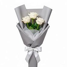 Букет 3 белые розы в Бологом