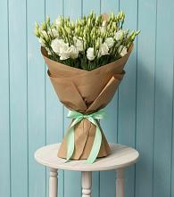 Букет цветов из:  Лизиантусы в Бологом