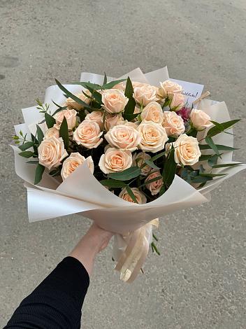 Букет Кремовые розы Латте в Бологом