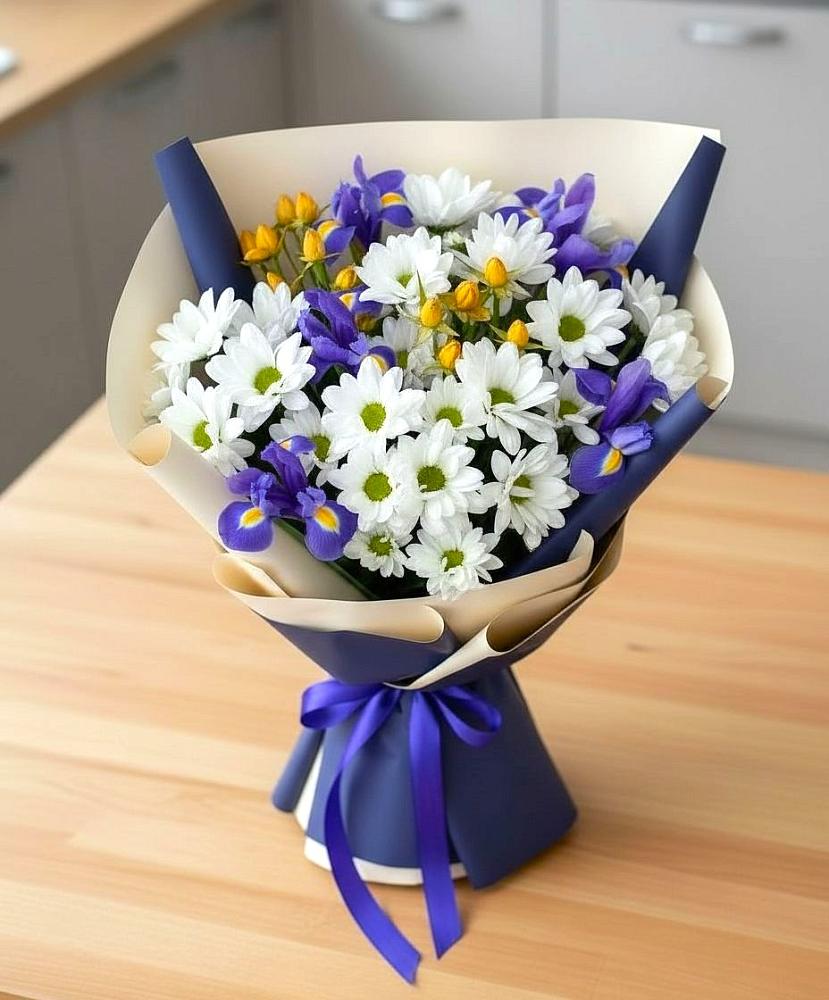 Букет цветов из: Розы, Ирисы и Хризантемы в Бологом