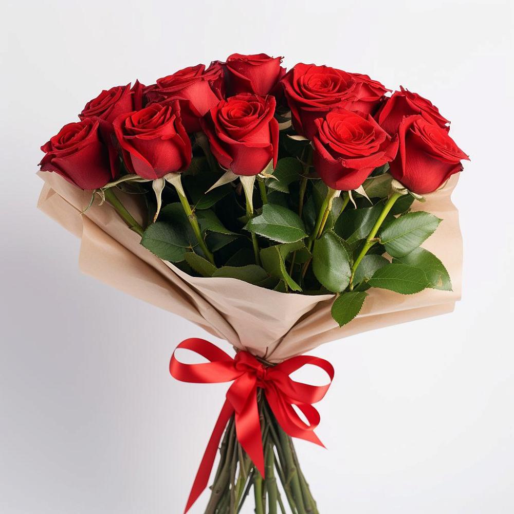 Букет 11 Красных роз Эдлесс Лав в Бологом