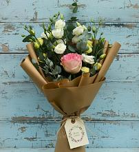 Букет цветов из:  Розы и Лизиантусы #REPLACE_PRED# Бологом