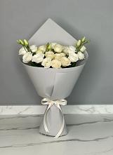 Букет цветов из:  Розы и Лизиантусы #REPLACE_PRED# Бологом